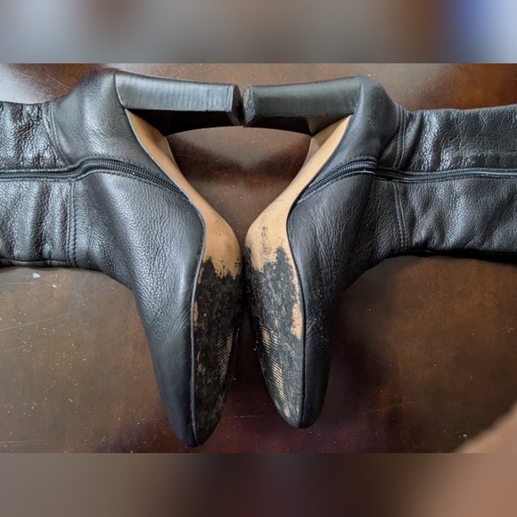 Genuine soft Leather boots, 3 1/4" Heels. Size 7B - Picture 4 of 11